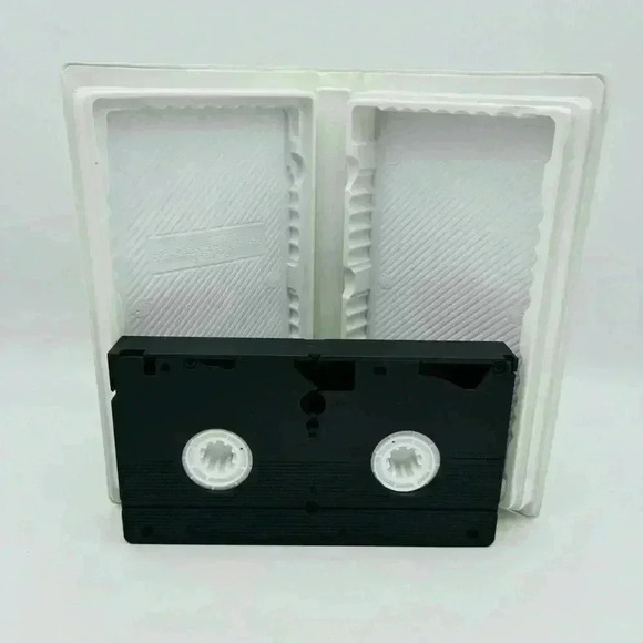 Warner Bros A Christmas Story VHS Movie #65045 - Picture 6 of 6